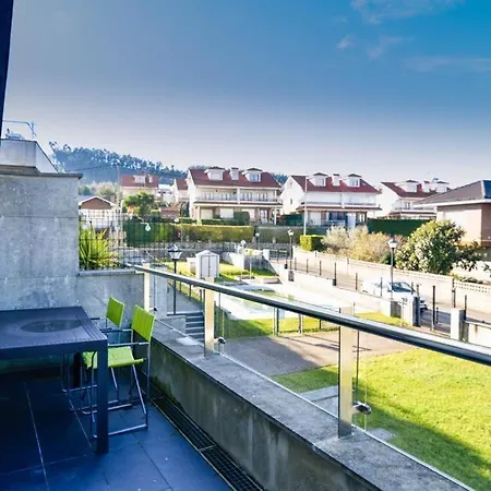 아파트 Nuevo Apartamento En Miengo Con Piscina Y Garaje